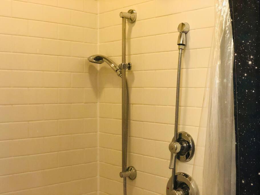 King Size Studio In Heart Of Downtown 哥伦布 外观 照片